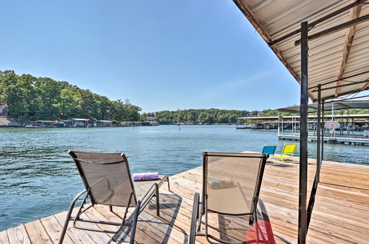 On-The-Water Retreat With Dock Pet Friendly! Villa Lake Ozark Exterior foto