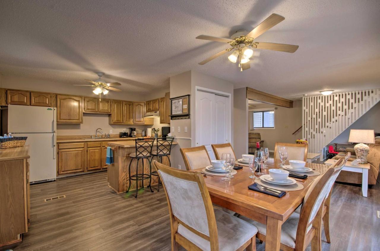 On-The-Water Retreat With Dock Pet Friendly! Villa Lake Ozark Exterior foto