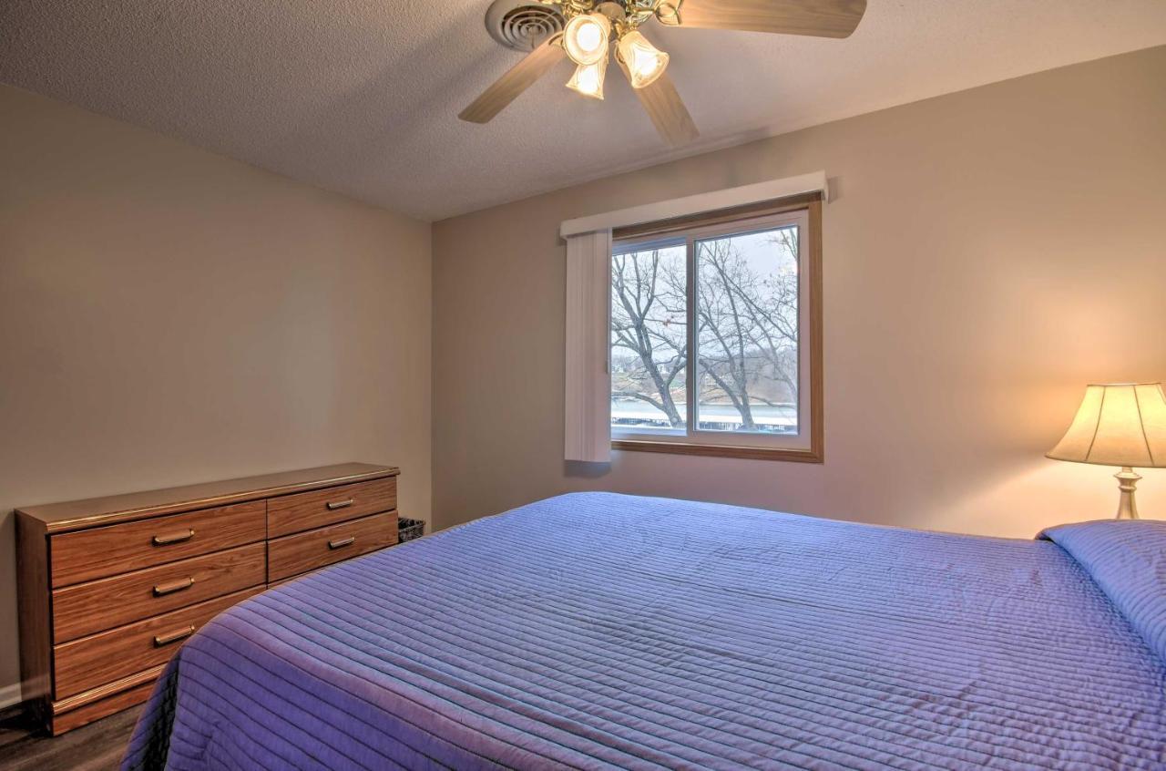 On-The-Water Retreat With Dock Pet Friendly! Villa Lake Ozark Exterior foto